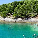 Amazing Luxury 200 M From The Pula